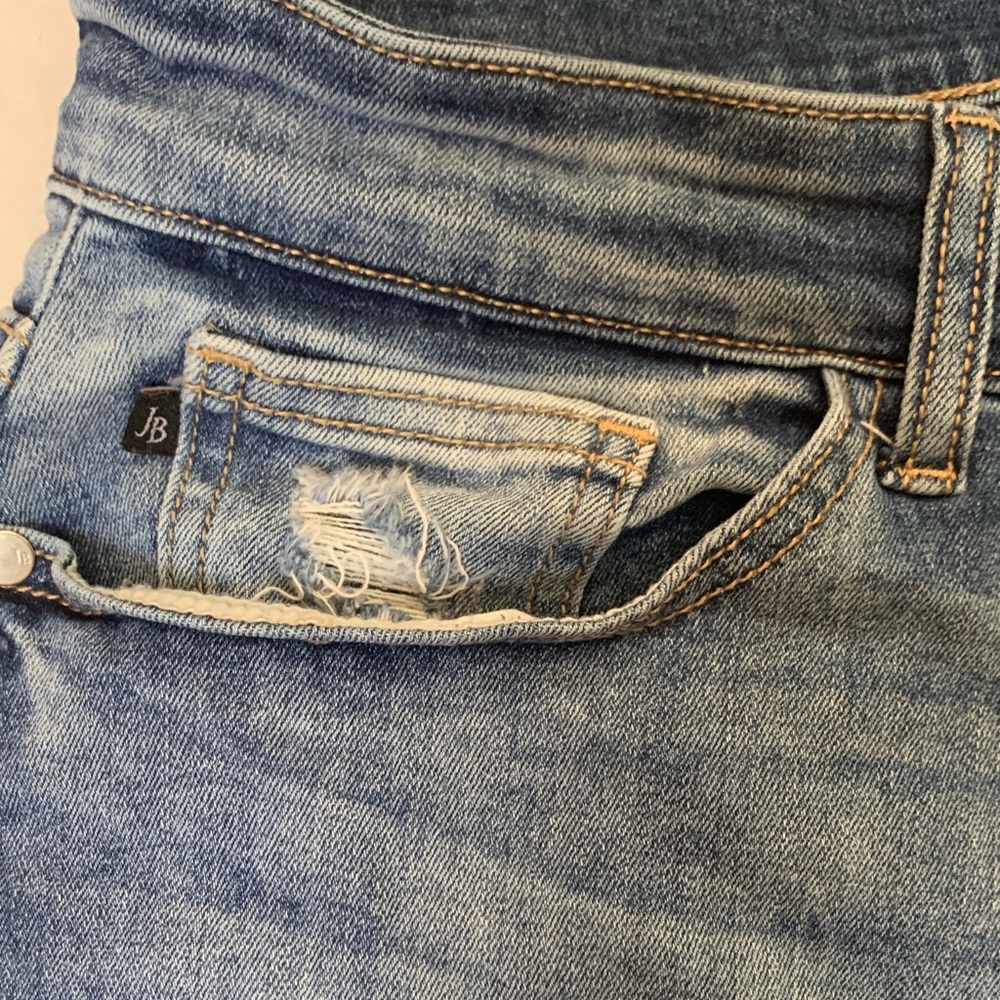 Judy Blue 14W Boyfriend Fit Distressed Jeans Curvy Stretch Zipper Fly Beautiful - Picture 11 of 12
